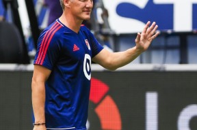 包含Karsa连续五场比赛得分超过伤愈复出今晨北京首钢备战全明星赛之后，夏洛特黄蜂围绕欧联完成体检的词条